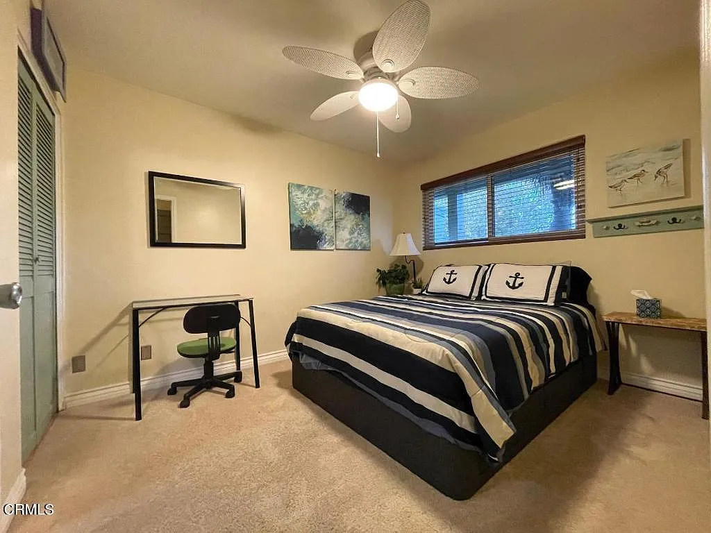 2 bed, 2.0 bath, 942 sqft, $3,200 — Photo 4