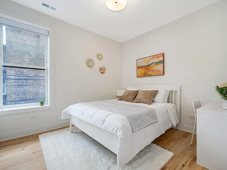 3615 N Wilton Ave #2 — Photo 6