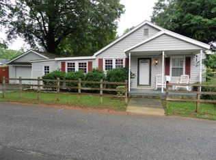 607 1/2 S Johnson St, Gaffney, SC 29340