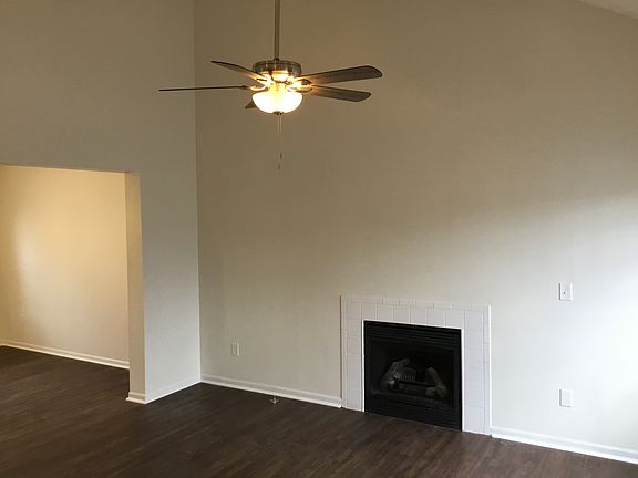 4th image of 1877 Bay Port Dr