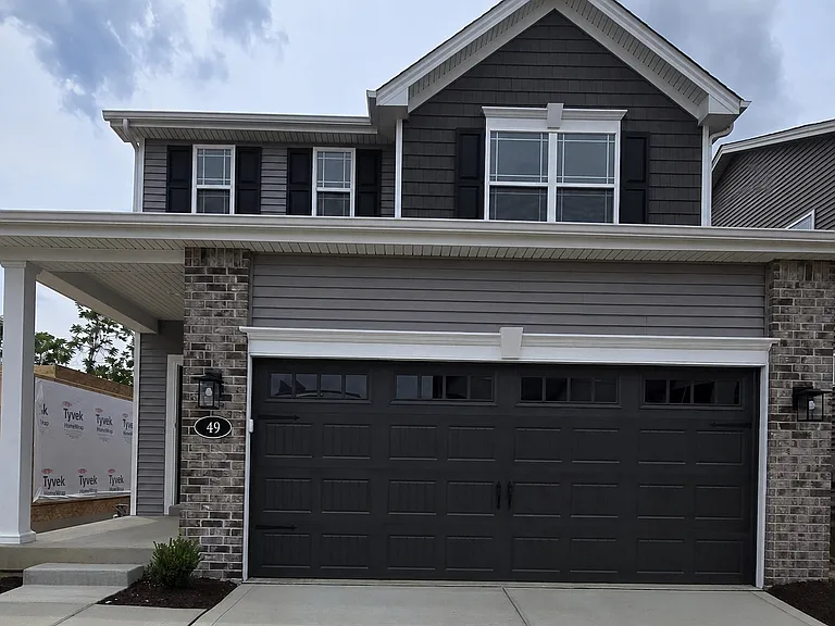 49 Pheasant Ring Dr — Photo 1
