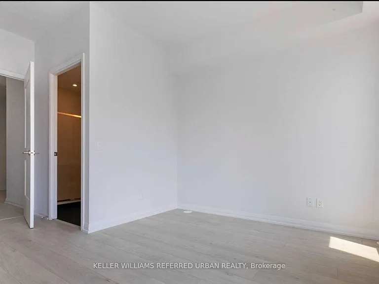 1030 Portage Pkwy #Townhouse 23 — Photo 9