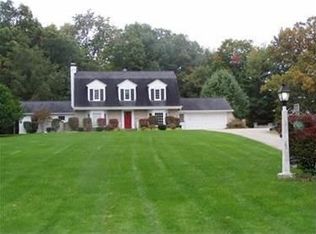 1165 Meadow Spur, Akron, OH 44333