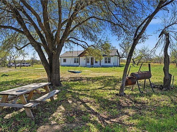 3rd image of 1130 Church Rd