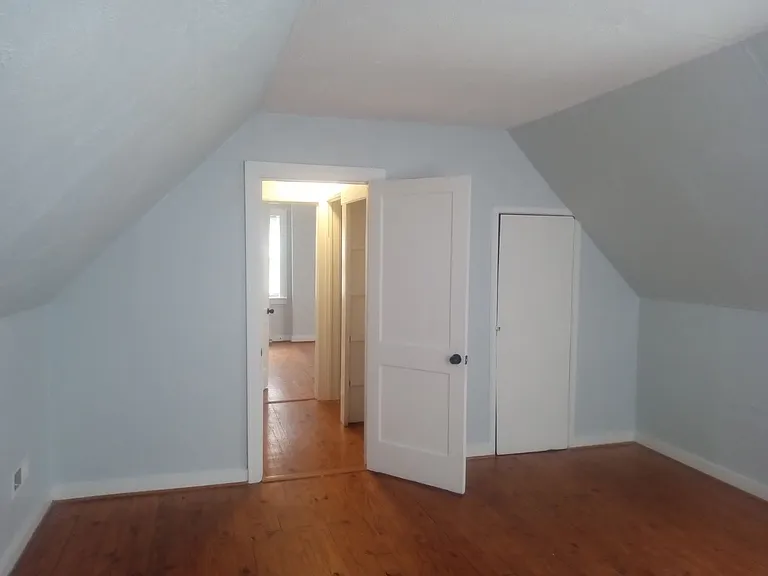 707 Rothesay Rd — Photo 10