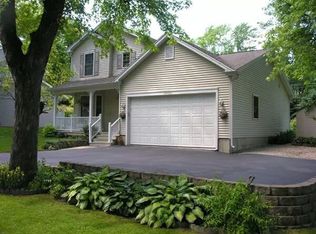 24902 72nd St, Salem, WI 53168