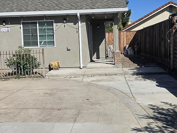 3rd image of 32944 Bluebird Loop