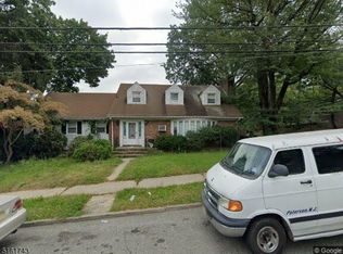 61 E 39th St, Paterson, NJ 07514