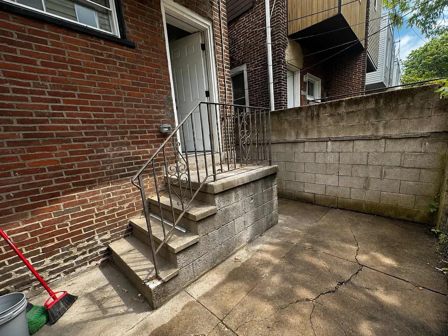 2336 Mountain Street - 1 — Photo 4