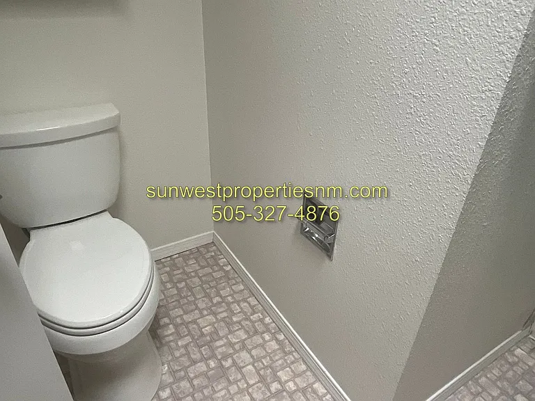 3852 N Butler Ave — Photo 15