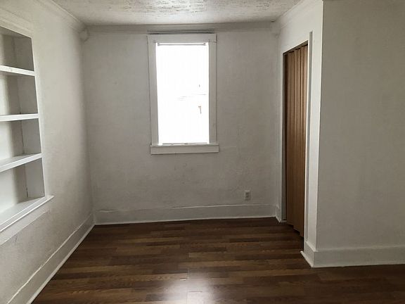 3rd image of 1610 W 17th St