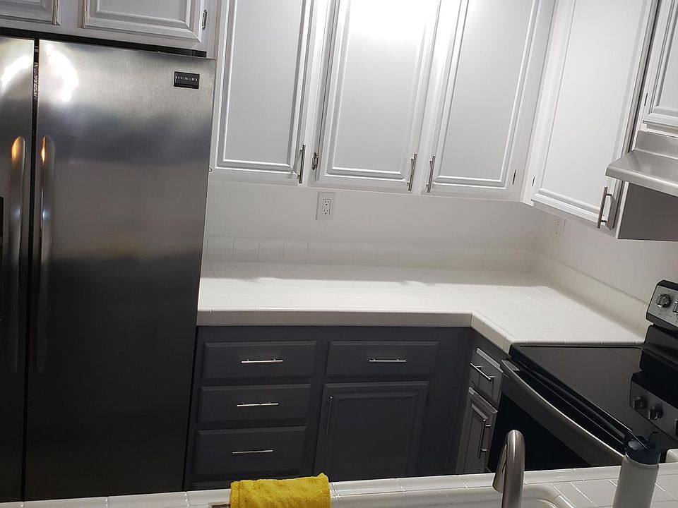 2nd image of 2036 Coolidge St