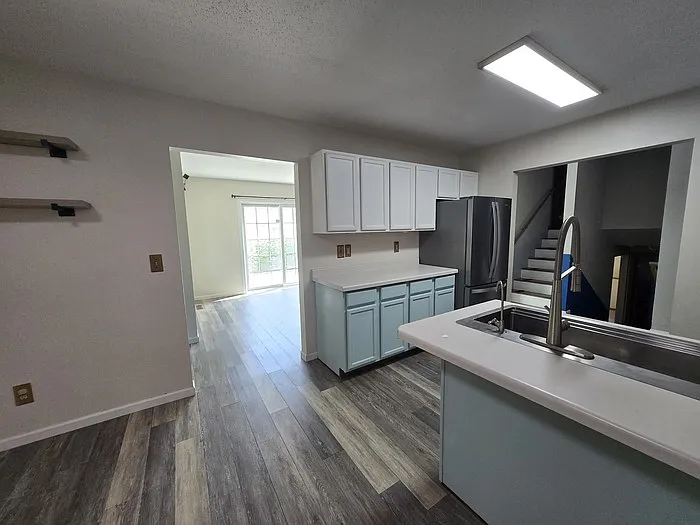 5093 W Elm Ct — Photo 5