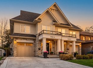 1068A Shaw Dr, Mississauga, ON L5G3Z4