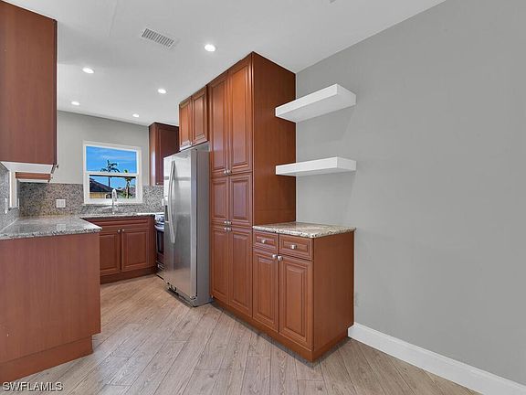 5th image of 1430 Academy Blvd #101
