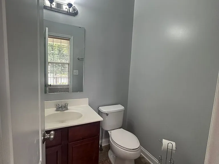 5519 Bannon Crossings Dr — Photo 10