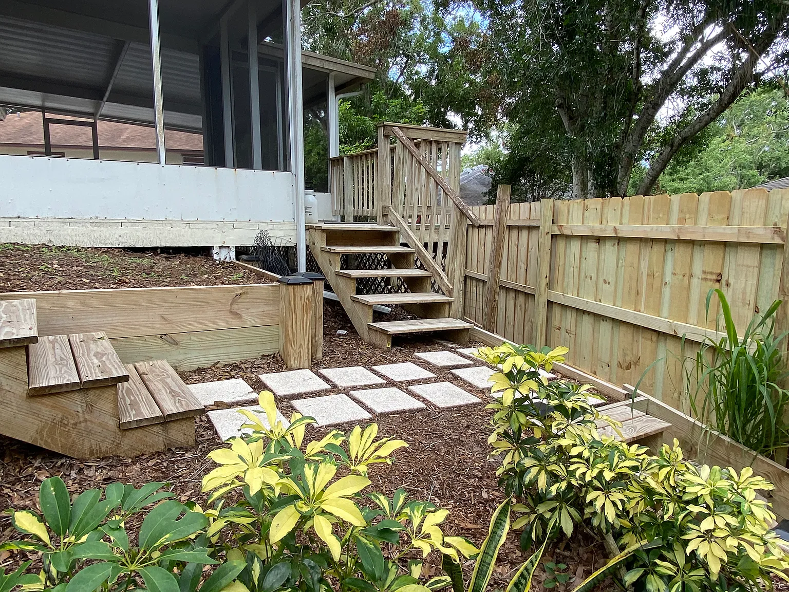 2731 Alabaster Ct — Photo 2