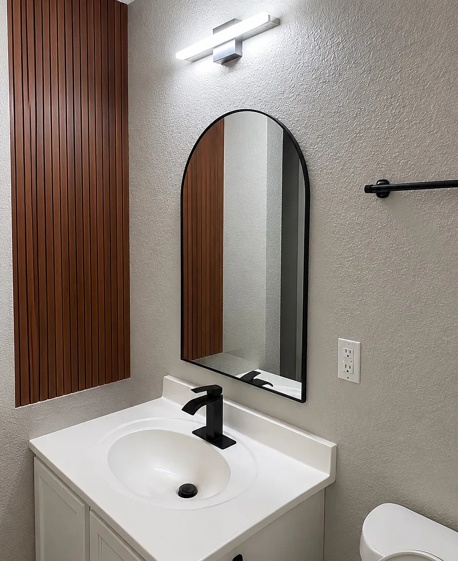 3 bed, 1200 sqft, $613 — Photo 2