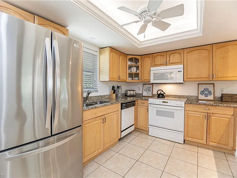 2983 Binnacle Dr — Photo 6