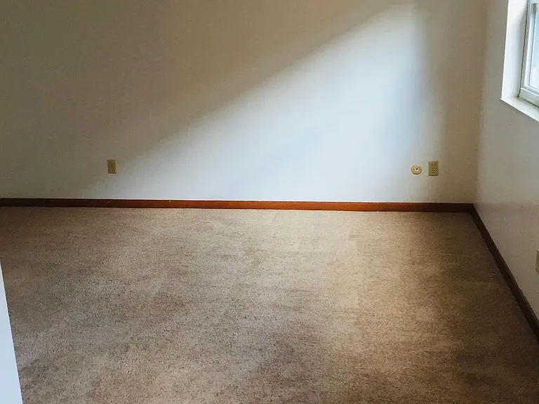 422 S Henderson St — Photo 5