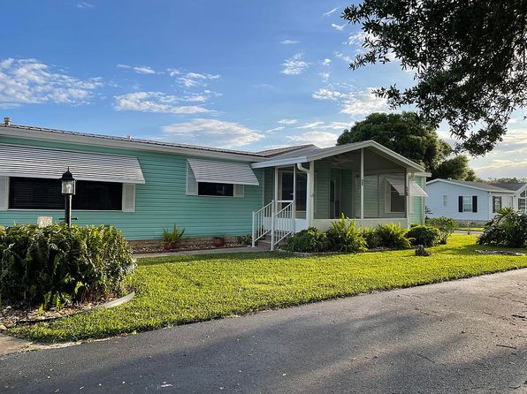 38 Marina Dr