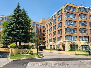 115 Bonis Ave #211, Toronto, ON M1T3S4