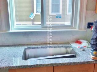 52 Hall St #1, Somerville, MA 02144