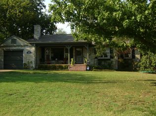 1113 Larchmont Ln, Nichols Hills, OK 73116