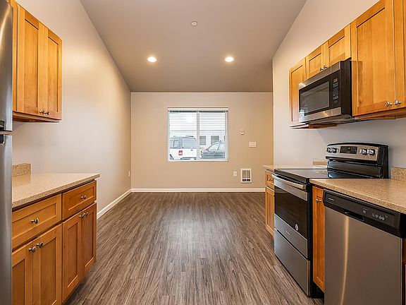 5th image of 15001 Woodbrook Dr SW #12