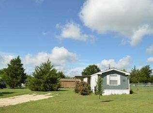 2498 Lakewood Dr, Bryan, TX 77807