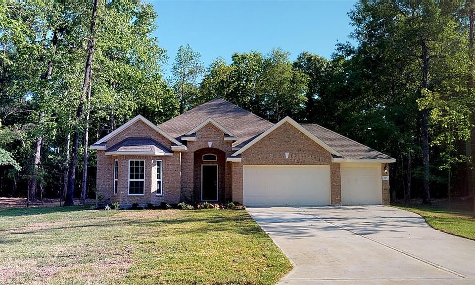 1st image of 190 Royal Dr