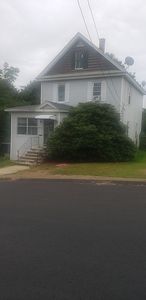 18 Harvard St, Gardner, MA, 01440