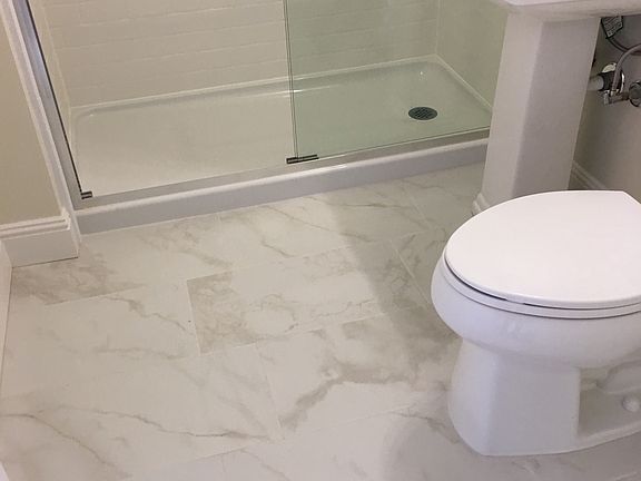 4th image of 266 Abbot Ave APT 2