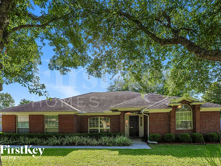 2479 Moon Harbor Way — Photo 1