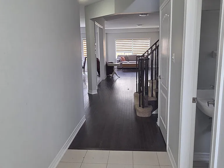 44 Bruce Cameron Dr — Photo 5