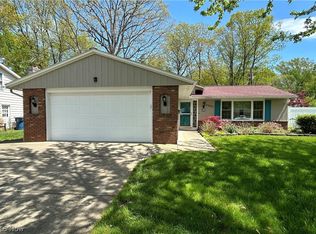 4221 Hickory Hill Ave, Lorain, OH