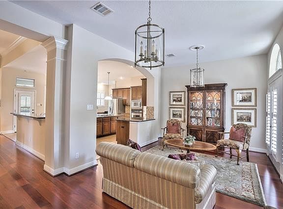 5th image of 2705 Yalding Dr