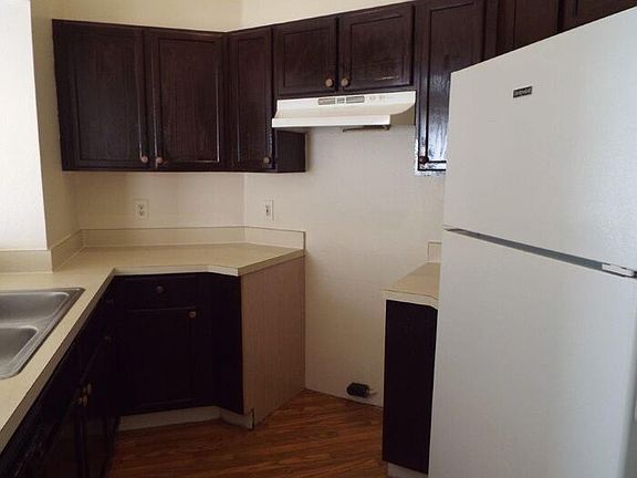 3rd image of 2302 Santa Lucia St