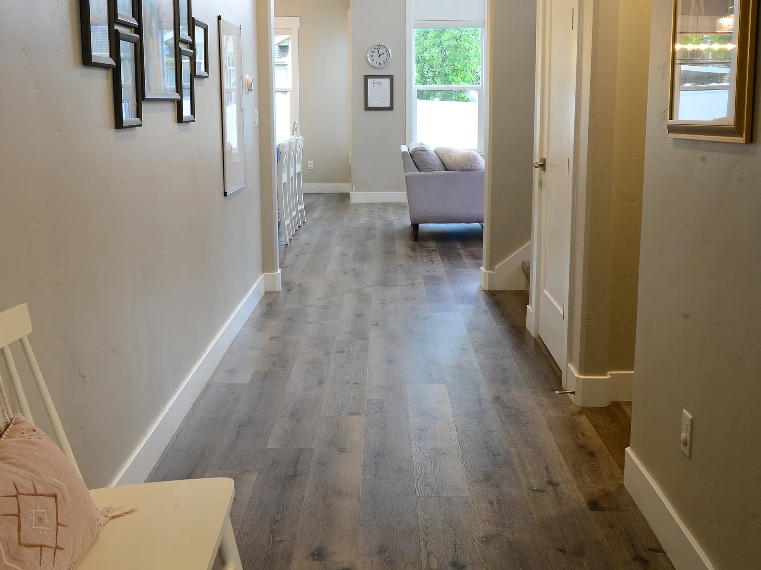 352 E Sandy Oaks Dr — Photo 4