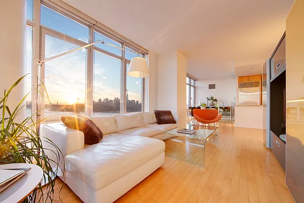 Rented by Compass | media 31