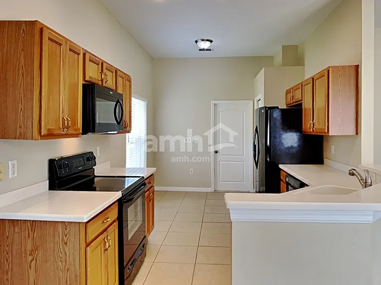 12020 Tasha Ct — Photo 6