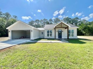 24 Dan Stewart Rd, Picayune, MS 39466