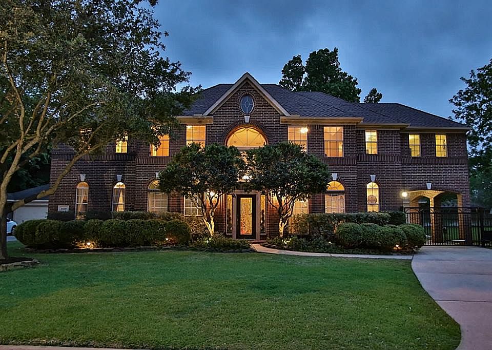 1st image of 20327 Honey Locust Hill Dr