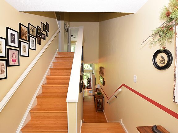 4th image of 9592 S Pointe Lasalles Dr