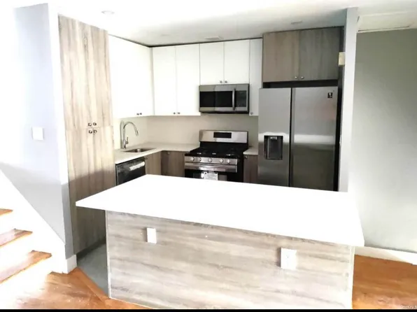 7522 Avenue T image 6 of 31