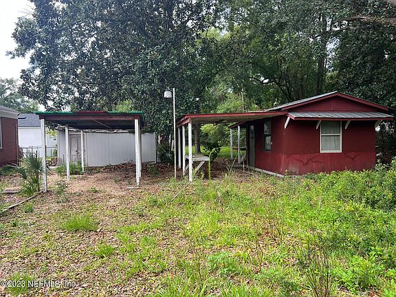 3rd image of 330 E 47TH Street