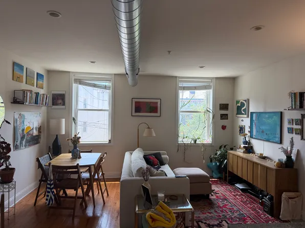 515 Fitzwater St #2, Philadelphia, PA 19147