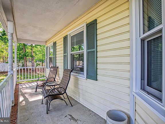 5th image of 386 Ferry Rd