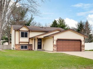 11247 Quebec Ave N, Champlin, MN 55316