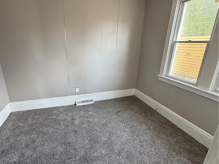 9316 Raymond Ave — Photo 8